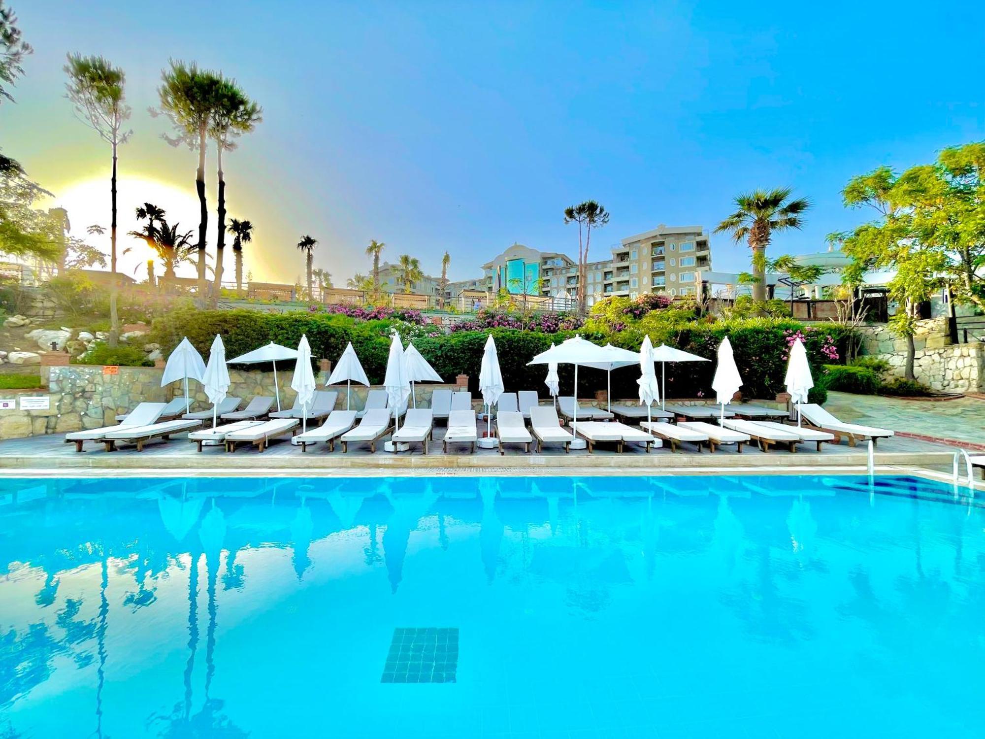 Laur Hotels Experience & Elegance Didim Exterior foto